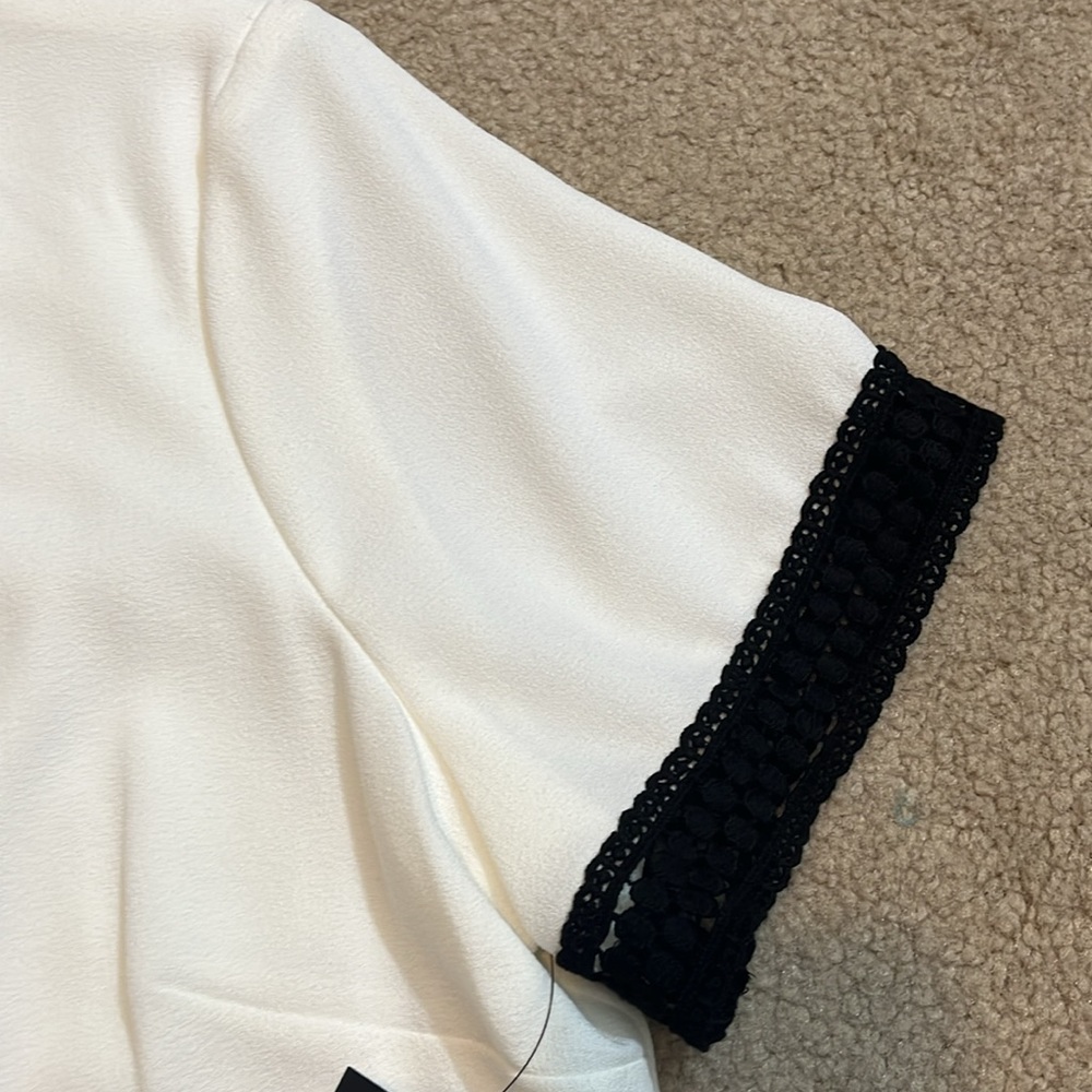 Nine West White Dress with Black Crochet Detail on Sleeves & Hem | Size 14 | NWT - Picture 13 of 16